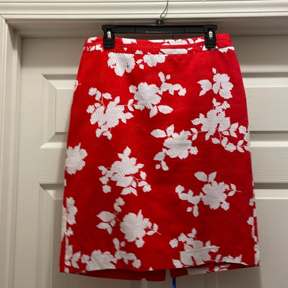 Red and White Floral Talbots Pencil Skirt
